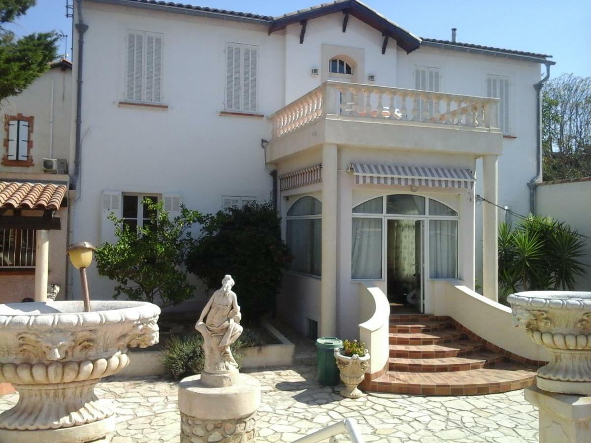 Meuble Tourisme Apartment Marseille Exterior photo